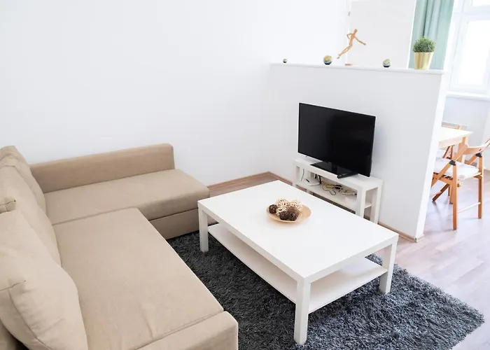 N28 Next To Andrassy. Apartmán *