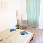 Apartman N28 Next To Andrassy.