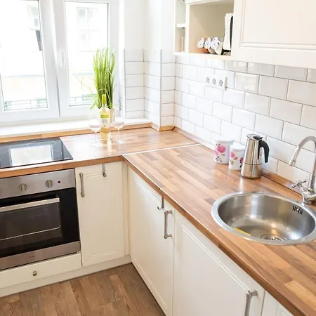 N28 Next To Andrassy. Apartman